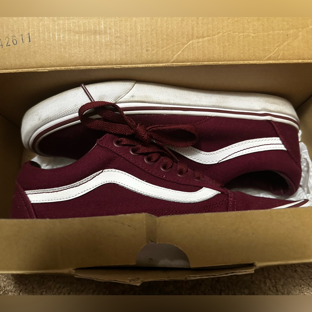Vans - Picture 2 of 3